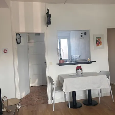 Cosy, A Deux Pas De La Apartament *